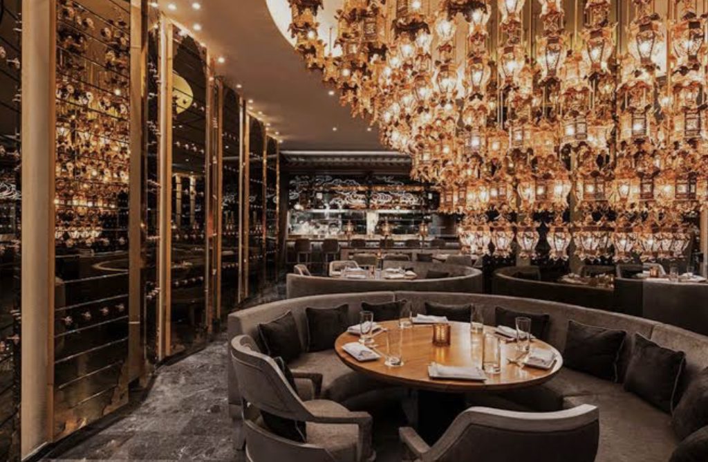 The Luxury Moon Gala – The Luminous Experience